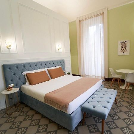 Toscano Palace Luxury Rooms Catania Bagian luar foto
