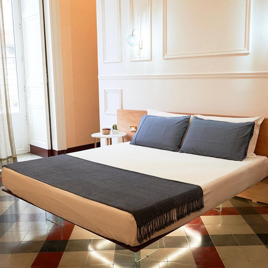 Toscano Palace Luxury Rooms Catania Bagian luar foto