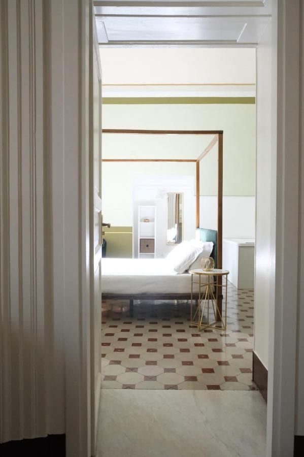 Toscano Palace Luxury Rooms Catania Bagian luar foto