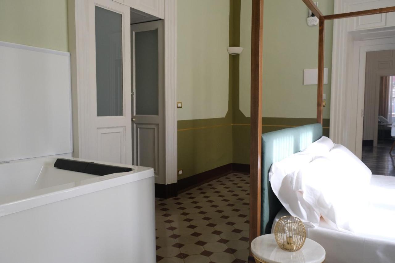 Toscano Palace Luxury Rooms Catania Bagian luar foto