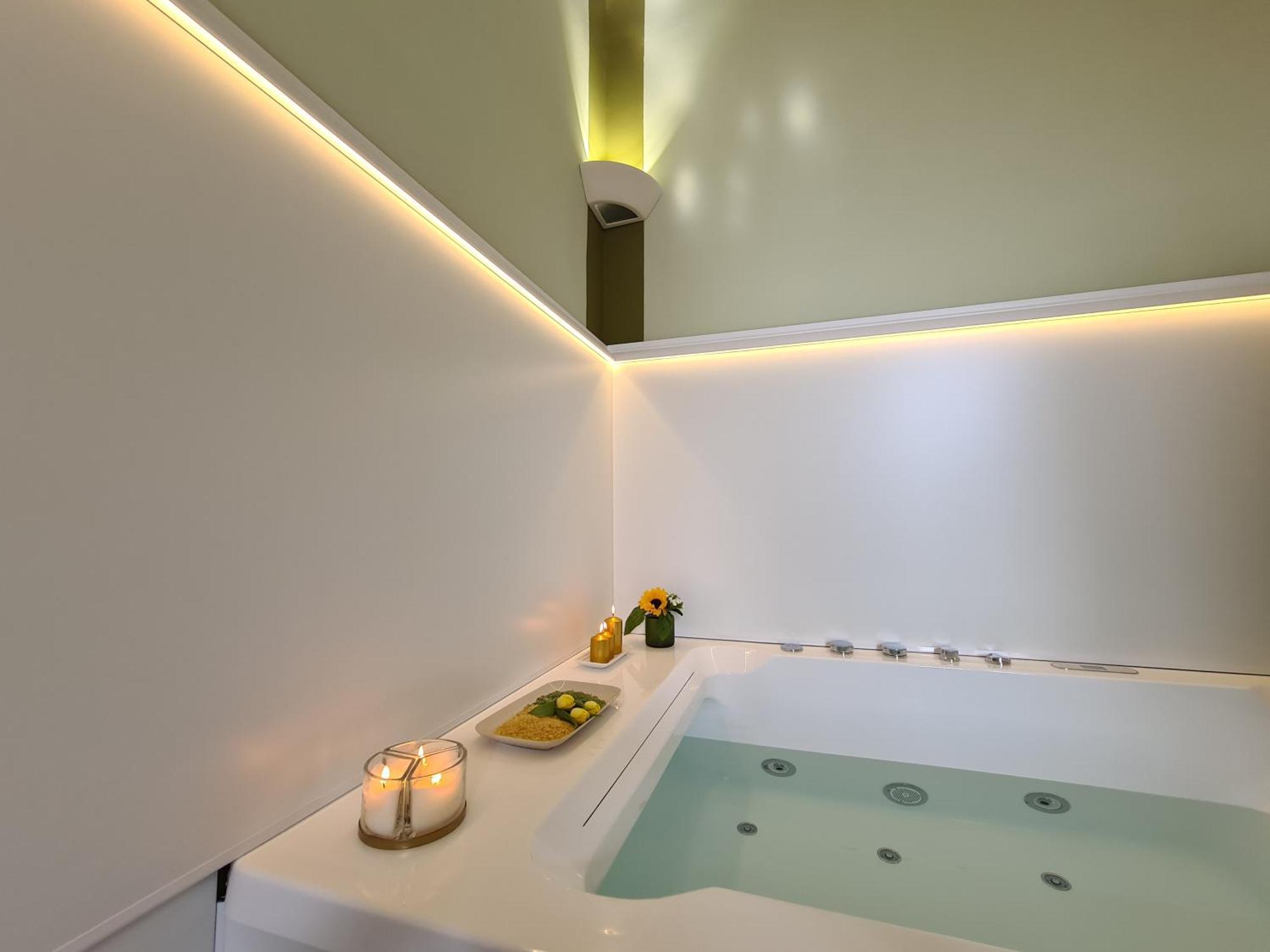 Toscano Palace Luxury Rooms Catania Bagian luar foto