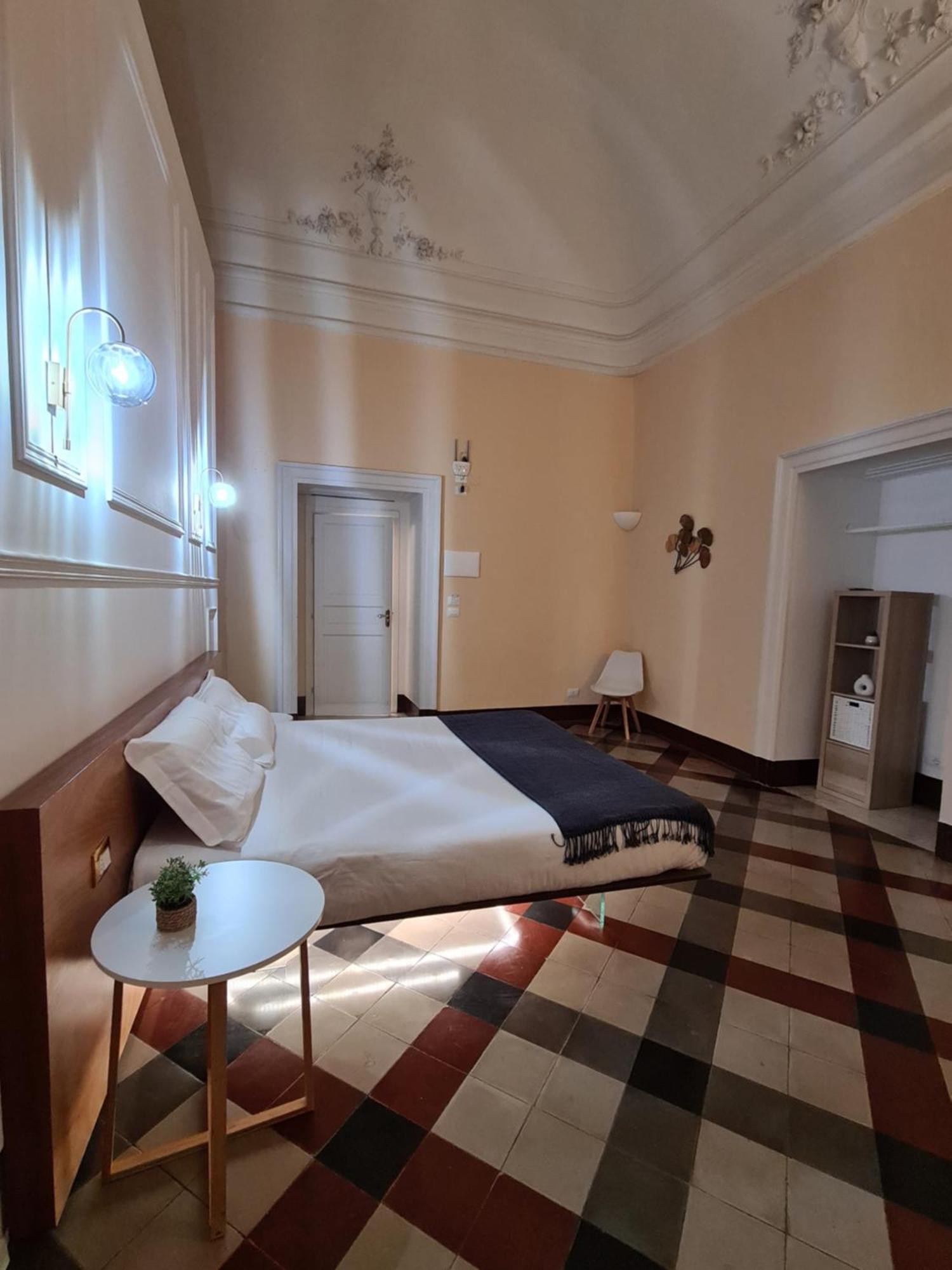 Toscano Palace Luxury Rooms Catania Bagian luar foto